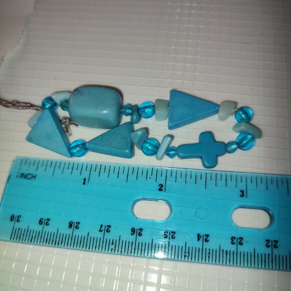 Small Wrist Bracelet Azure Blue Natural Stones Rocks Wristlet turquoise Handmade - Picture 3 of 3